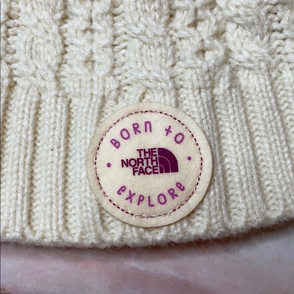 North Face NWOT Baby Knit Pom Beanie Hat - Picture 3 of 5